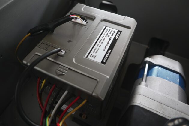 JB-8800A Commercial Treadmill - Motor & Inverter made in Japan Treadmill - Image 3