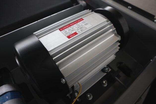 JB-8800A/JB8800A Commercial Treadmill (Body Strong) Brand - Image 2